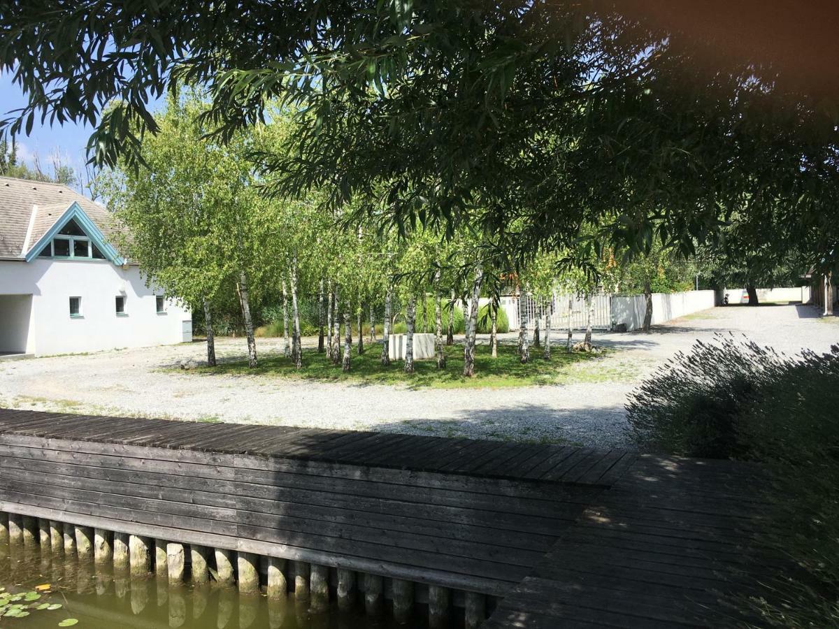 Bootshaus Am See Neusiedl am See Exterior photo